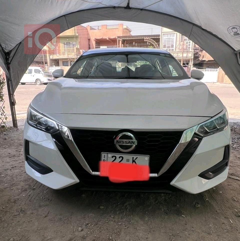 نیسان سێنترا